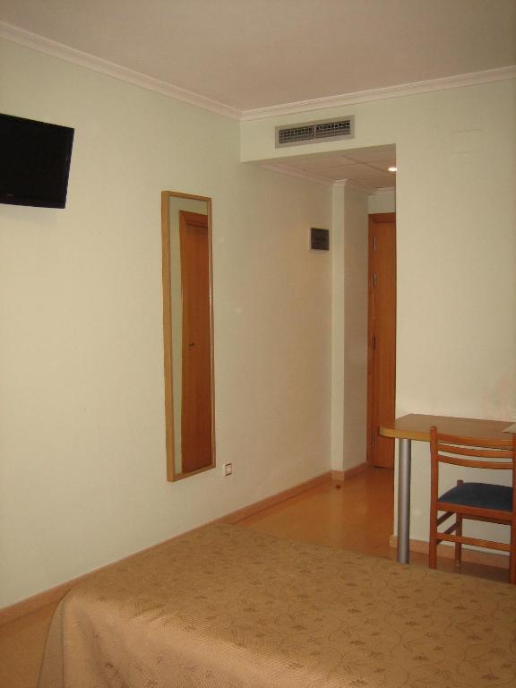 Hostal Madruga Elche Eksteriør billede