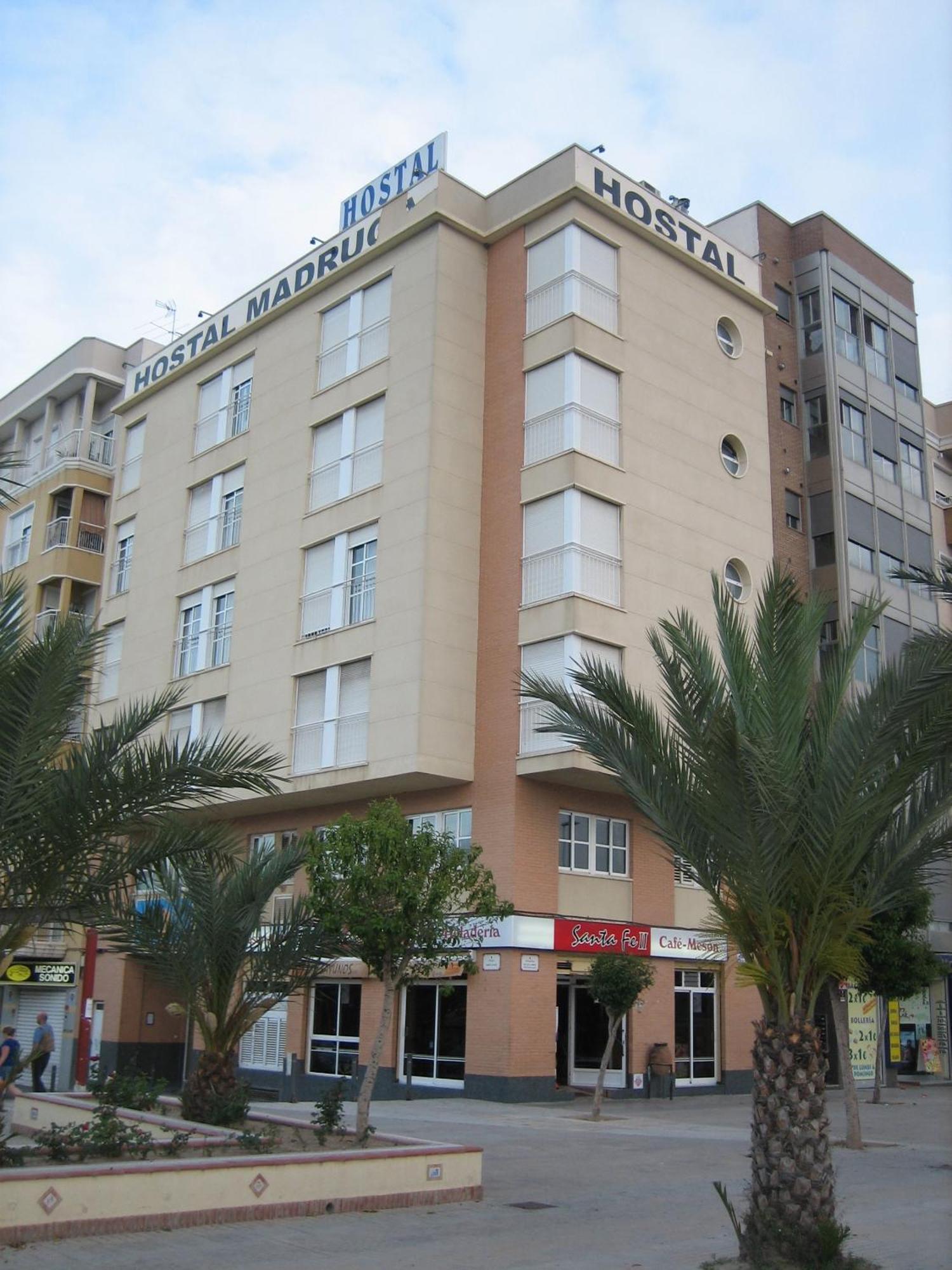 Hostal Madruga Elche Eksteriør billede